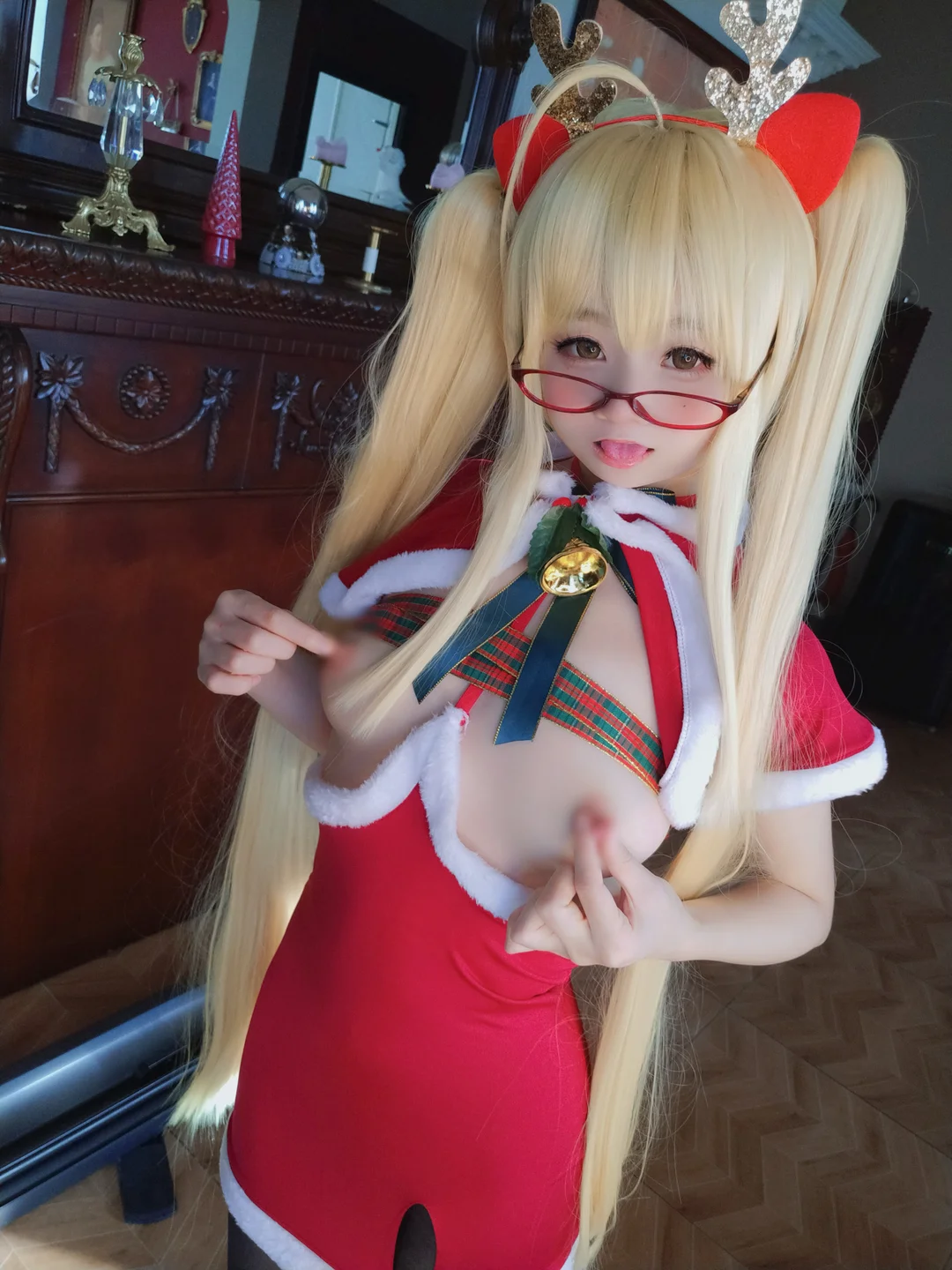 软妹摇摇乐摇摇乐yoyo_Reindeer_Marie_Rose_104P_200MB tg@simisebaisi 【丝足阁】016.webp